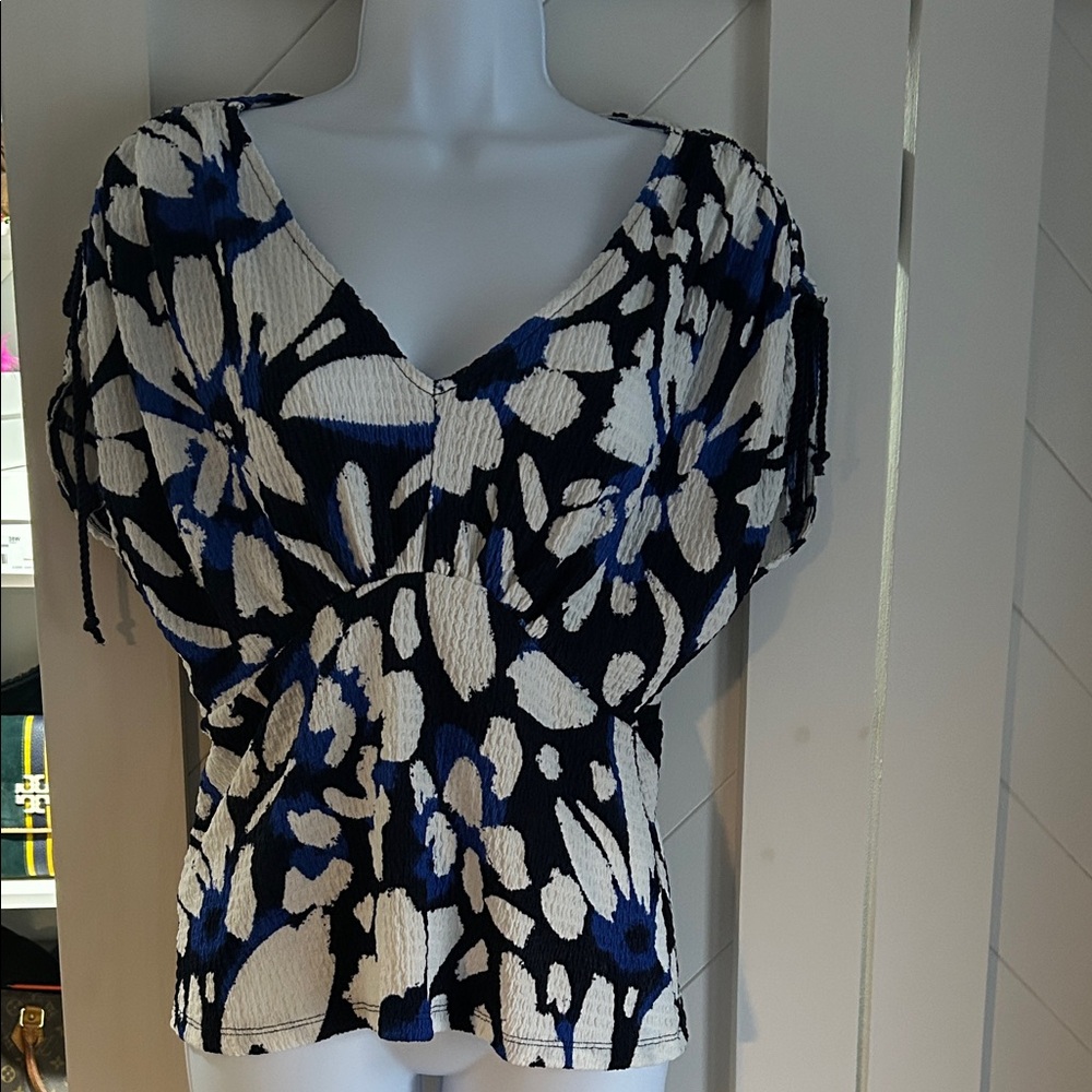 LOFT Navy and White Floral Blouse